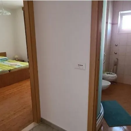 Gizela Guest house *