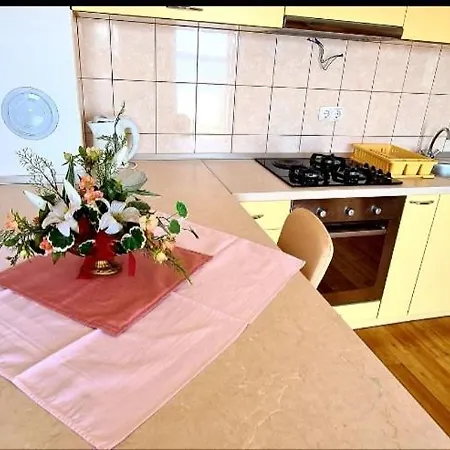 Guest house Gizela *